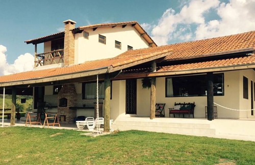 Sao Jose dos Campos Haus | Chácara com Wifi e Piscina em São José dos Campos