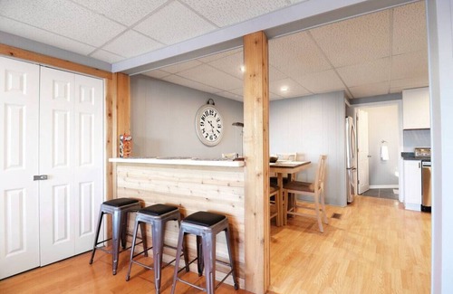 Ingleside Wohnung | Chain O' Lakes Beach Penthouse Sunset View and Boat Dock