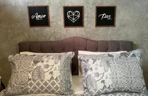 Penedo Kabine | Chalé 05 com hidro e cozinha no coração de Penedo