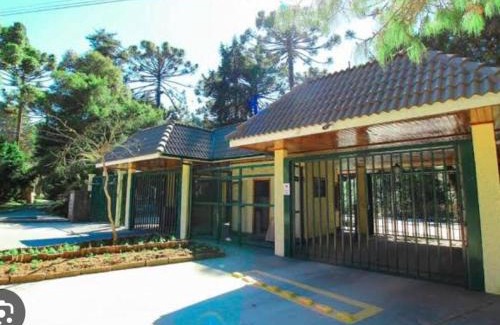 Loteamento Jardim Veu da Noiva Haus | Chalé Refúgio nas Montanhas