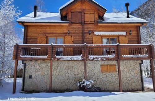 L'Hospitalet-pres-l'Andorre Skihütte | Chalet bois au coeur des Pyrénées ariégeoises