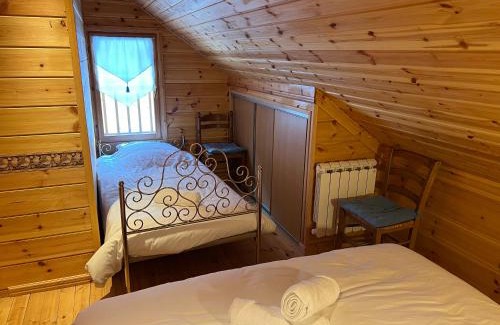 L'Hospitalet-pres-l'Andorre Skihütte | Chalet bois au coeur des Pyrénées ariégeoises