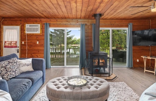 Stevensville Villa | Chalet #104 - Drei Schlafzimmer Villa, Schläft 8