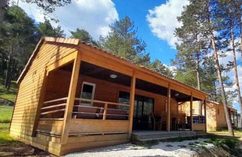 Saint-Auban Skihütte | Chalet 2 étoiles - Piscine - ccbaeib