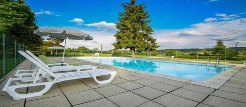 Levier Sonstige | Chalet 3 étoiles - Piscine - ccbbbdd