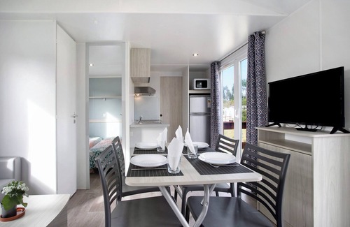 Burinhosa Skihütte | Chalet 'Bungalow T2 I - 15 Min. von Nazaré' mit Gemeinschaftspool, privater Terrasse und Klimaanlage