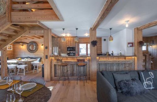 Demi-Quartier Skihütte | Chalet Chic Rénové à Proximité des Pistes – 5 Chambres pour 11 Personnes - FR-1-569-36
