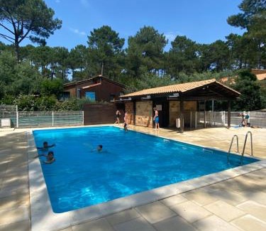 Maubuisson Skihütte | Chalet dans les pins