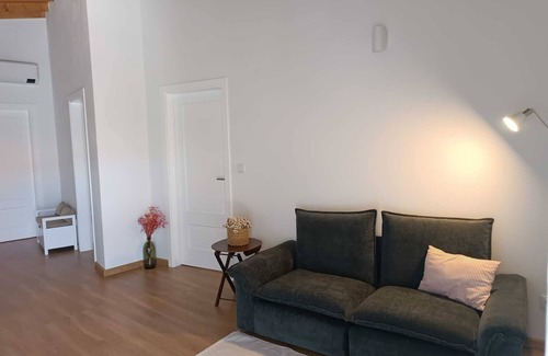 Alijo Hütte | Chalet in the Douro. Animals accepted In the Douro and Tua valley natural park