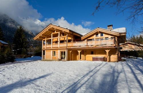 Les Praz-de-Chamonix Skihütte | Chalet Isabelle Mountain lodge 5 star 5 bedroom en suite sauna jacuzzi