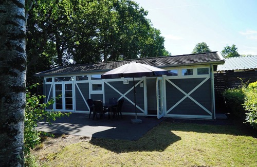 Hulshorst Haus | Chalet mit 2 Schlafzimmern und einer Terrasse