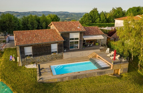 Saint-Girons Haus | Chalet with pool and mountain views
