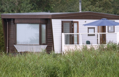 Workum Skihütte | Chalet YY-4 with unobstructed view over the IJsselmeer.