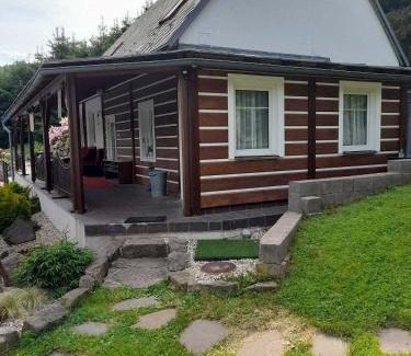 Chvalec Skihütte | Chalupa pod sjezdovkou