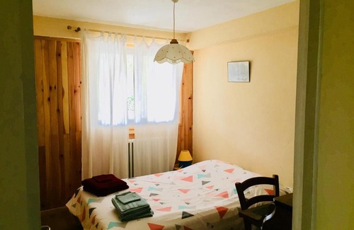 Charnay-les-Macon Haus | Chambre avec vue sur jardin