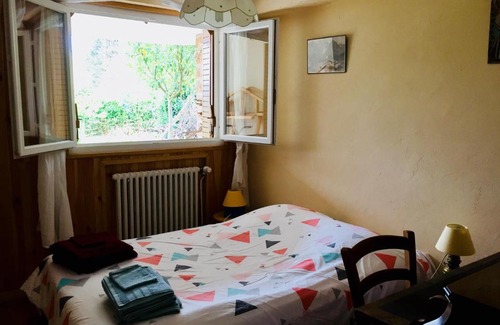 Charnay-les-Macon Haus | Chambre avec vue sur jardin