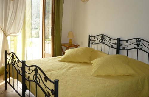 Loubens Haus | Chambre D'hôtes La Bourdasse