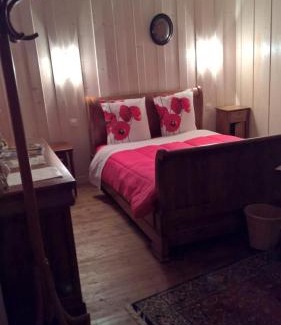 Frasne Haus | Chambre d Hote 1873