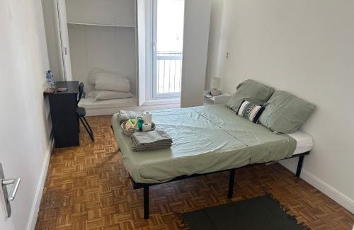 Argenteuil Bed & Breakfast | Chambre Privée Colocation Femme