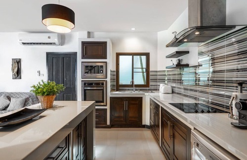 Rawai Villa | Champagne großen Garten Pool Villa 3BR