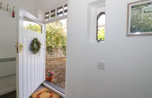 Pershore Haus | Chapel Cottage