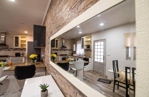 Capelas Haus | Chapel House