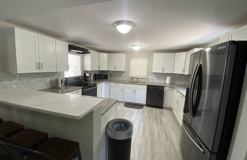 West Olive Wohnung | Charming Lower-level Apartment