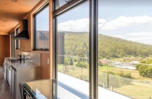 Dover Kabine | Charlie's Lookout- Cute and compact with stunning panoramic views