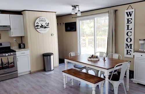 Lyndon Station Kabine | Charlie's Woodside Getaway-4 miles from the Dells!