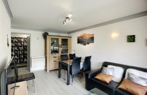 Les Bruyeres Wohnung | Charmant 3 Pièces Rénové, Ski aux Pieds, Balcon Sud, 6 Pers. – Les Bruyères, Rés. Valmonts, 3 Flocons Or - FR-1-178-322