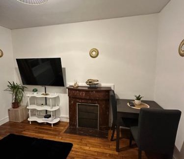 Saint-Cyr-l'Ecole Wohnung | Charmant Appartement F2