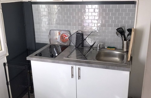 Puteaux Wohnung | Charmant Appartement au Centre Ville de Puteaux Proche de Paris la Défense Arena