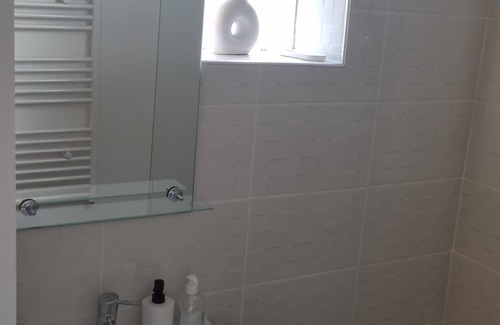 Livry-Gargan Wohnung | Charmant Appt 2 Pièces Cosy Jardin IDF Proche Parc des Expositions / Roissy CDG