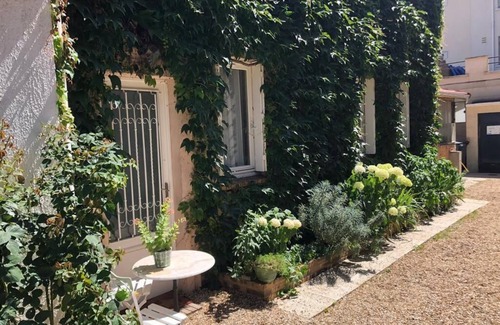 La Varenne Saint-Hilaire Haus | Charmante Maison de Ville Proche Commerces à 3 min à Pied du RER A