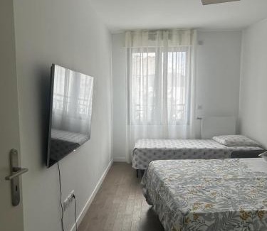 Puteaux Wohnung | Charment F2 à 5 min de la Défense