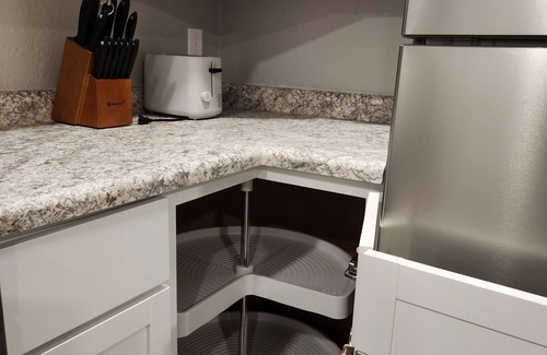 Eau Claire Haus | Charming 1-bedroom house in superb Eau Claire with AC, WiFi