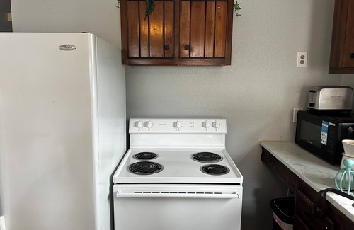 Tulane - Gravier Eigentumswohnung | Charming 1-bedroom duplex within steps from Canal Streetcar in New Orleans WiFi