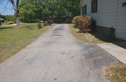 Stockbridge Haus | Charming 1-bedroom house with WiFi, AC in pleasant Stockbridge, event charge