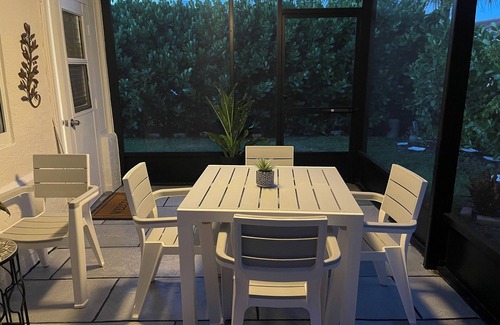 Tamarac Haus | Charming 1-bedroom with private entrance Tamarac.