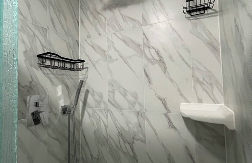 Tamarac Haus | Charming 1-bedroom with private entrance Tamarac.