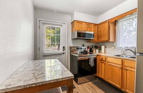 Caldwell Haus | Charming 1Bed/Bath+Downtown Caldwell+Golf Course