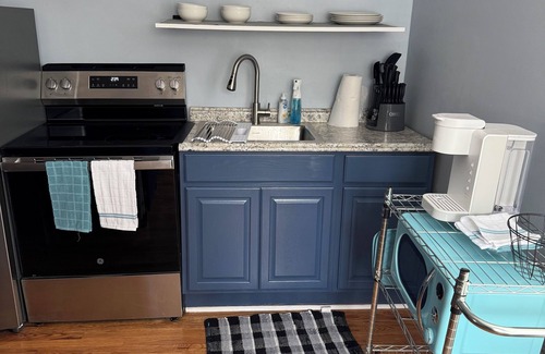 New Castle Wohnung | Charming 2-bedroom apartment in brilliant New Castle with WiFi, AC