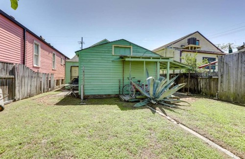 Saint Claude Wohnung | Charming 2-bedroom apartment in Historically Fabulous New Orleans Bywater