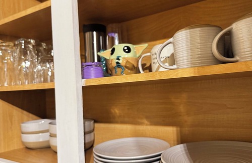 Mableton Haus | Charming 2-bedroom and 2.5 bathroom townhome in marvelous Mableton with WiFi, AC