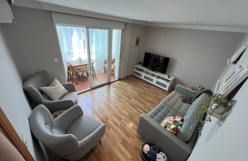 Carretera de la Sierra Wohnung | Charming 2-bedroom apartment with AC, WiFi in lovely Granada