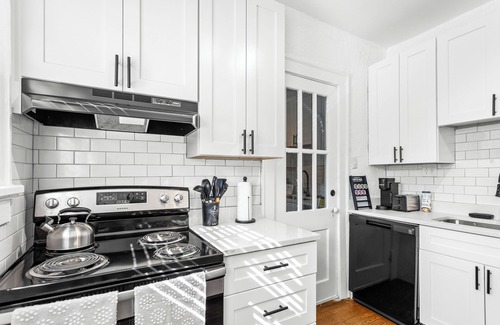 Decatur Wohnung | Charming 2-bedroom apartment in dowtown Decatur/ 20 min from downtown ATL