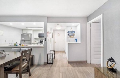 Windsor Park Eigentumswohnung | Charming 2-bedroom Beach Access Condo in marvelous Freeport, Lucaya