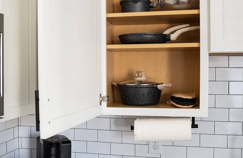 Medical District Wohnung | Charming 2-bedroom downtown apartment with WiFi, AC, & Free Parking