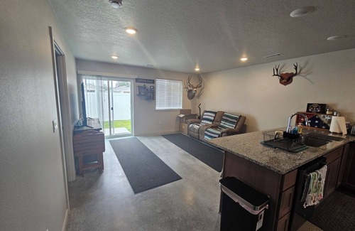 Stanfield Haus | Charming 2-bedroom house in nice Stanfield with AC