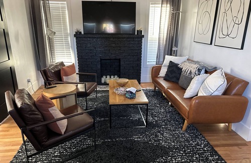 Coronado Haus | Charming 2-bedroom house in historic Coronado neighborhood